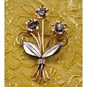 Vintage Gold Tone Brooch Pin  Pendant Flower w/‎ Clear Rhinestones 2.25"